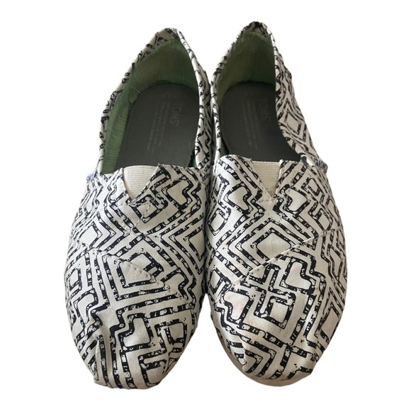 ❤️TOMS ALPARGATA AZTEC PRINT ~ 9.5 - Picture 4 of 7